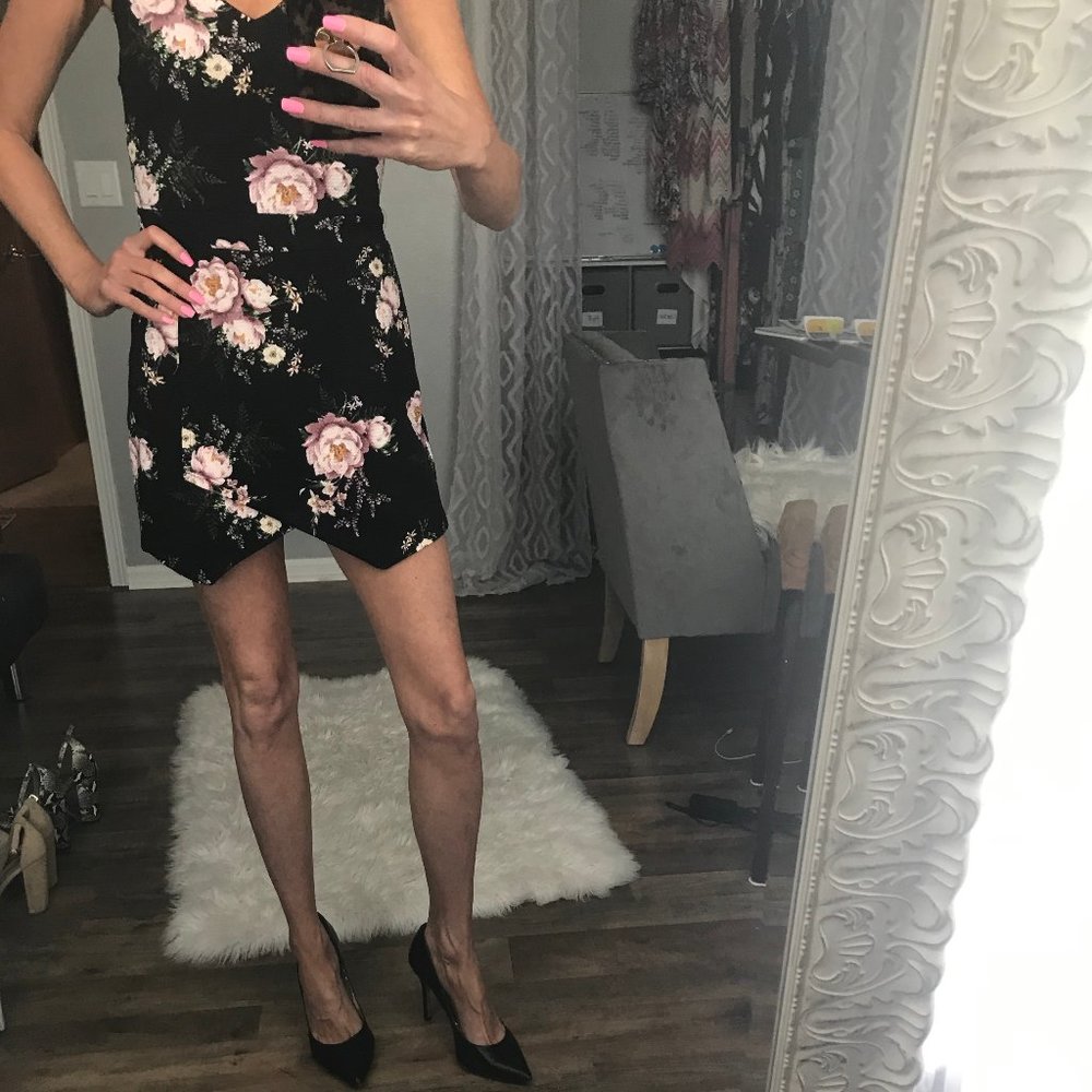 Sleeveless short romper